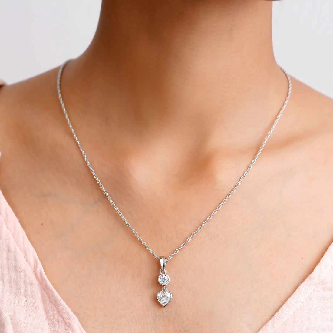 925 2 step round+heart shape chain pendent