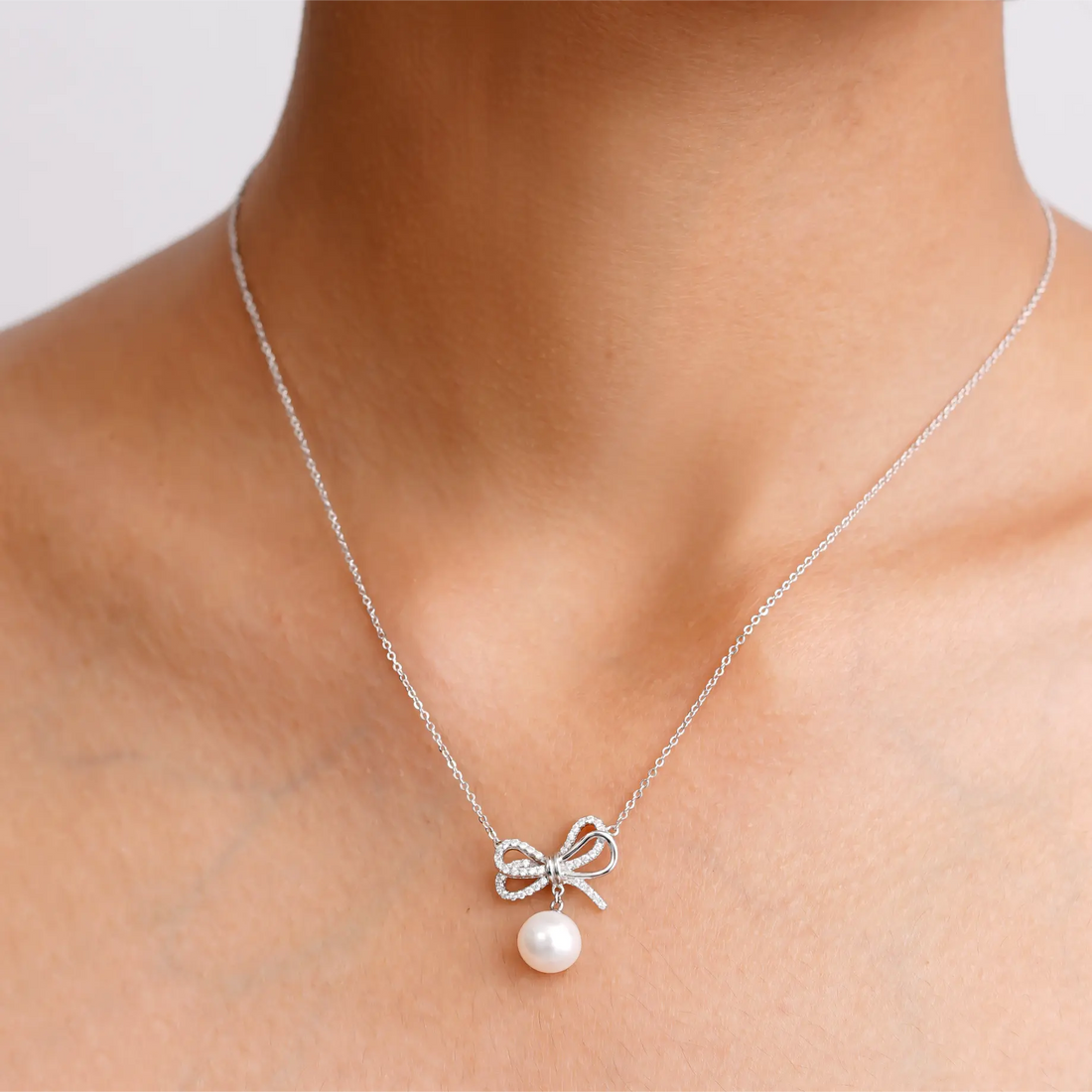 925 delicate Bo design chain pendent