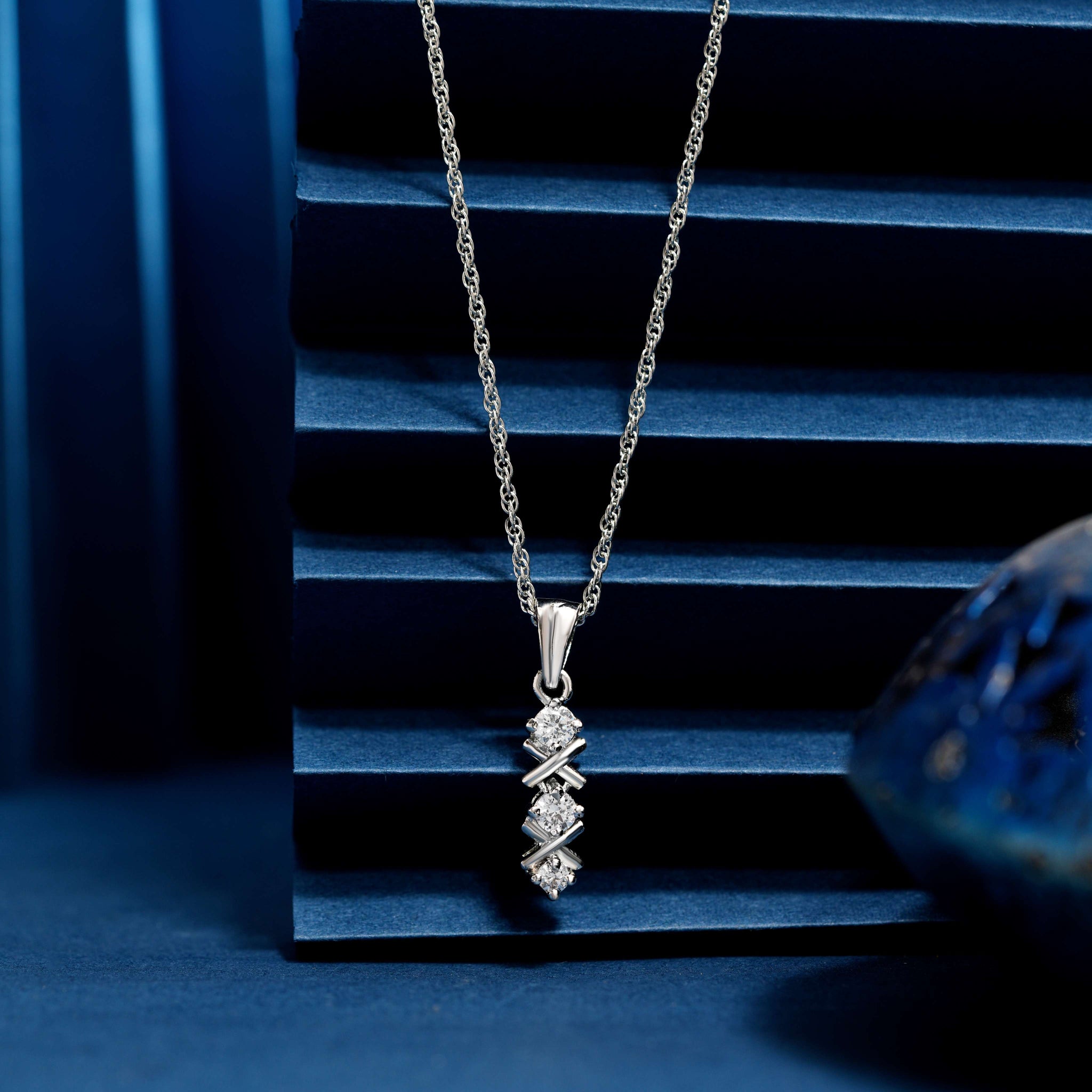 925 swarovski dimond chain pendent with soliter
