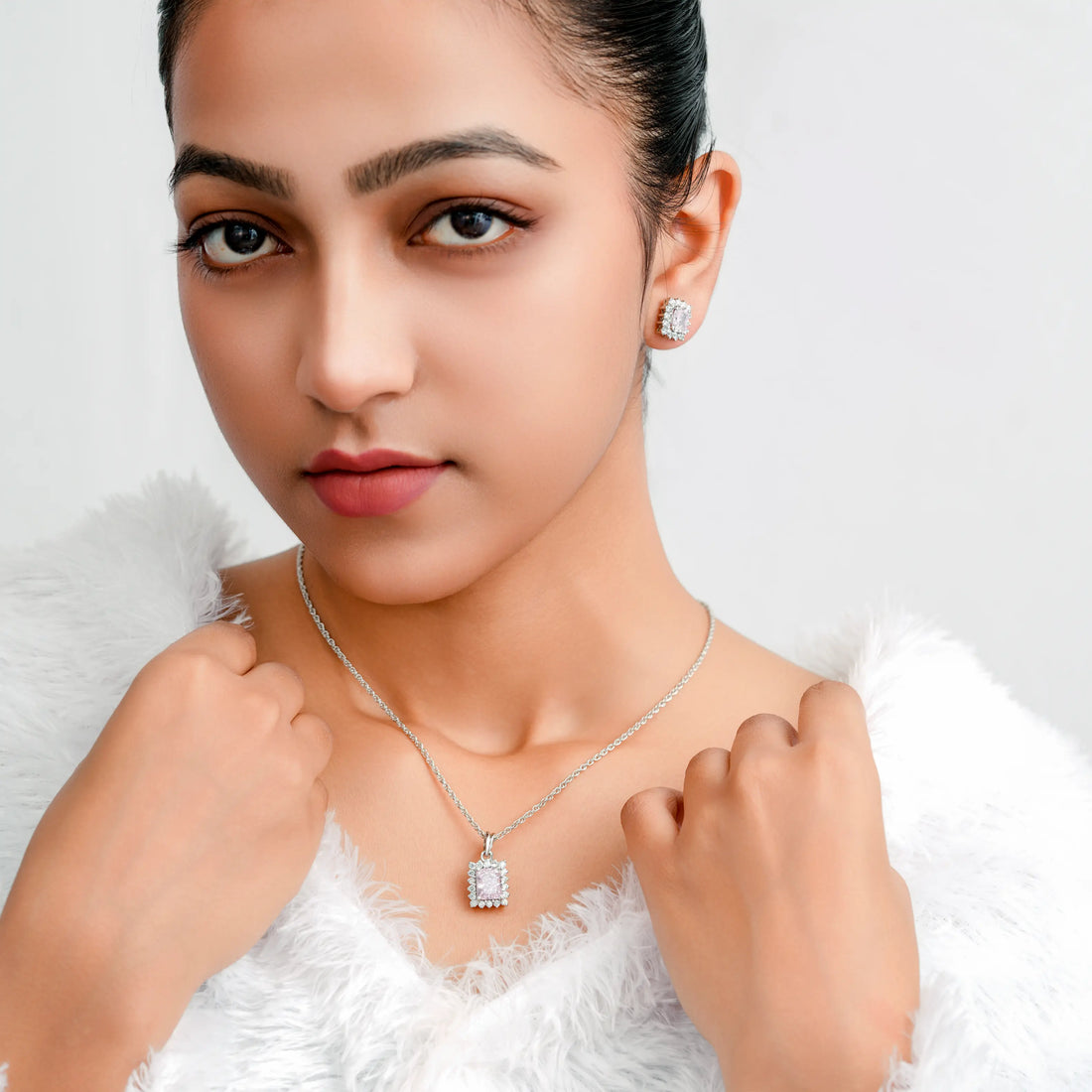 925 square light pink with cz stone chain p.set